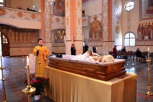 Розпорядок похоронних Богослужінь за Владикою Миколою Сімкайлом